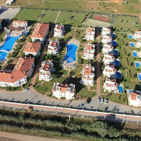 Belek'te Tesis Icerisinde, Havuzlu Villa-awz153 Serik